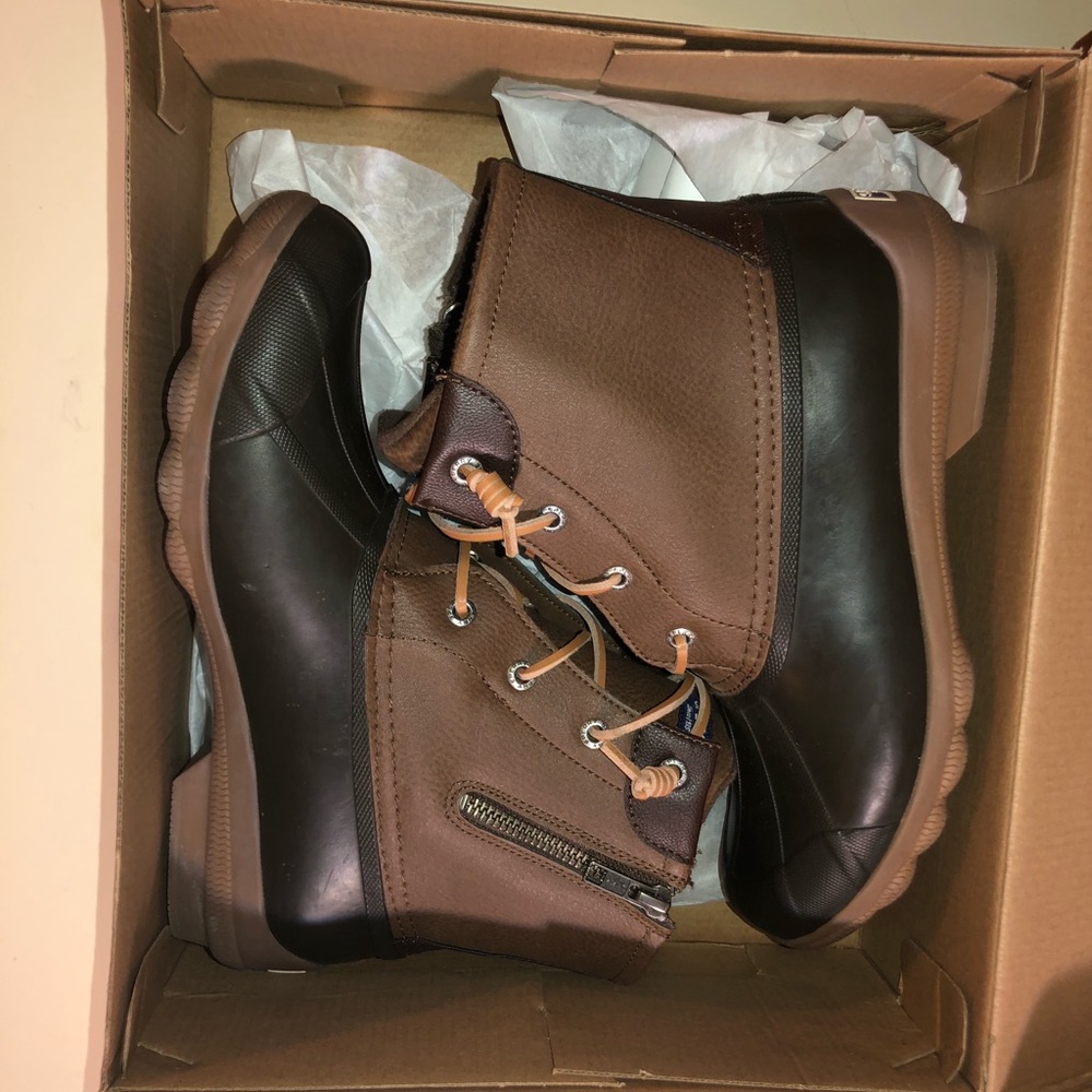 Sperry top-sider water proof boot “syren” brown